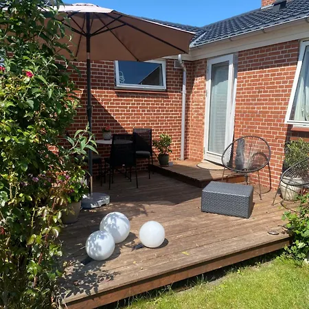 Vakantiehuis Cozy Near The *